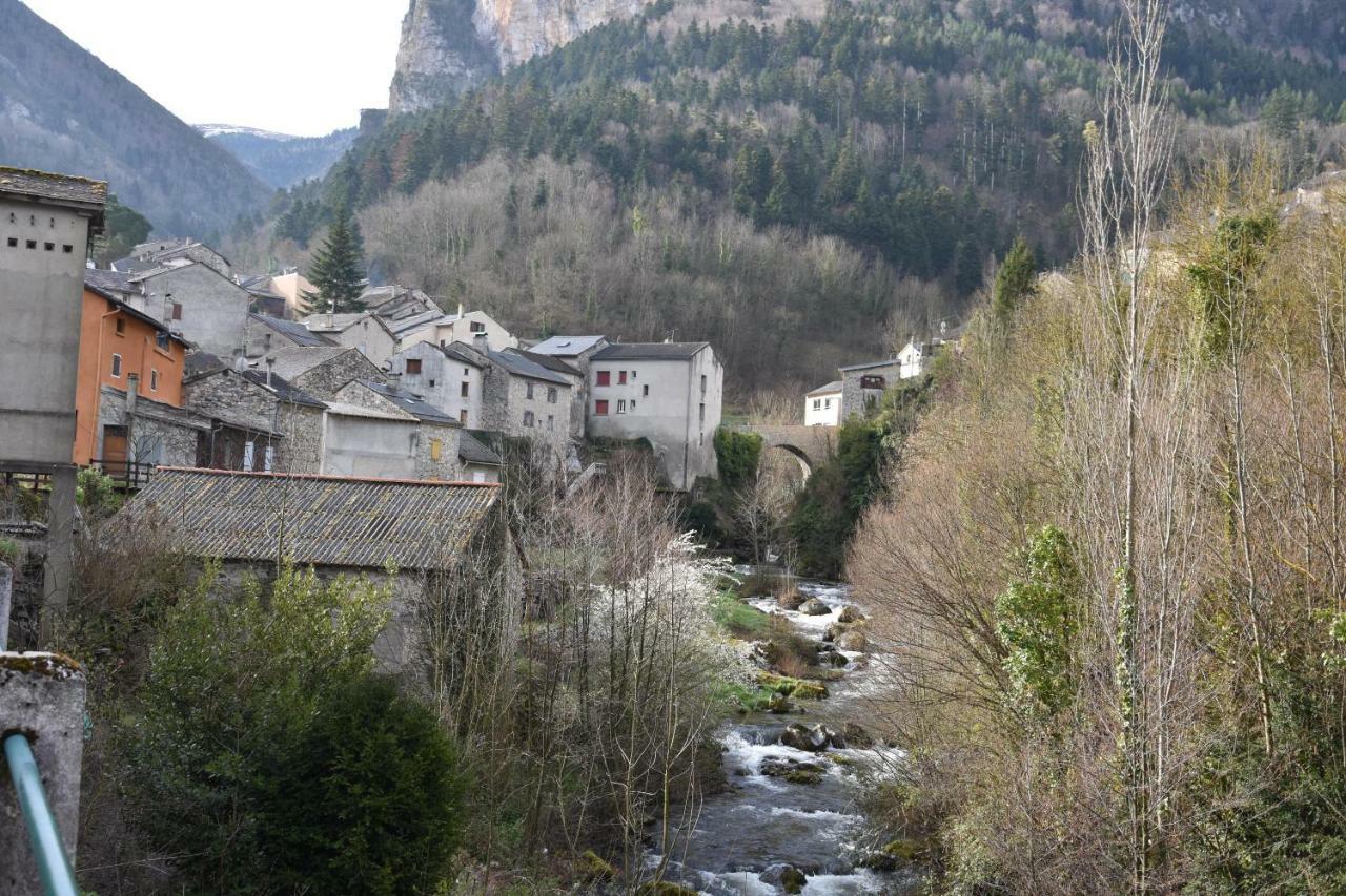 Sainte-Colombe-sur-Guette La Belle Audoiseヴィラ エクステリア 写真
